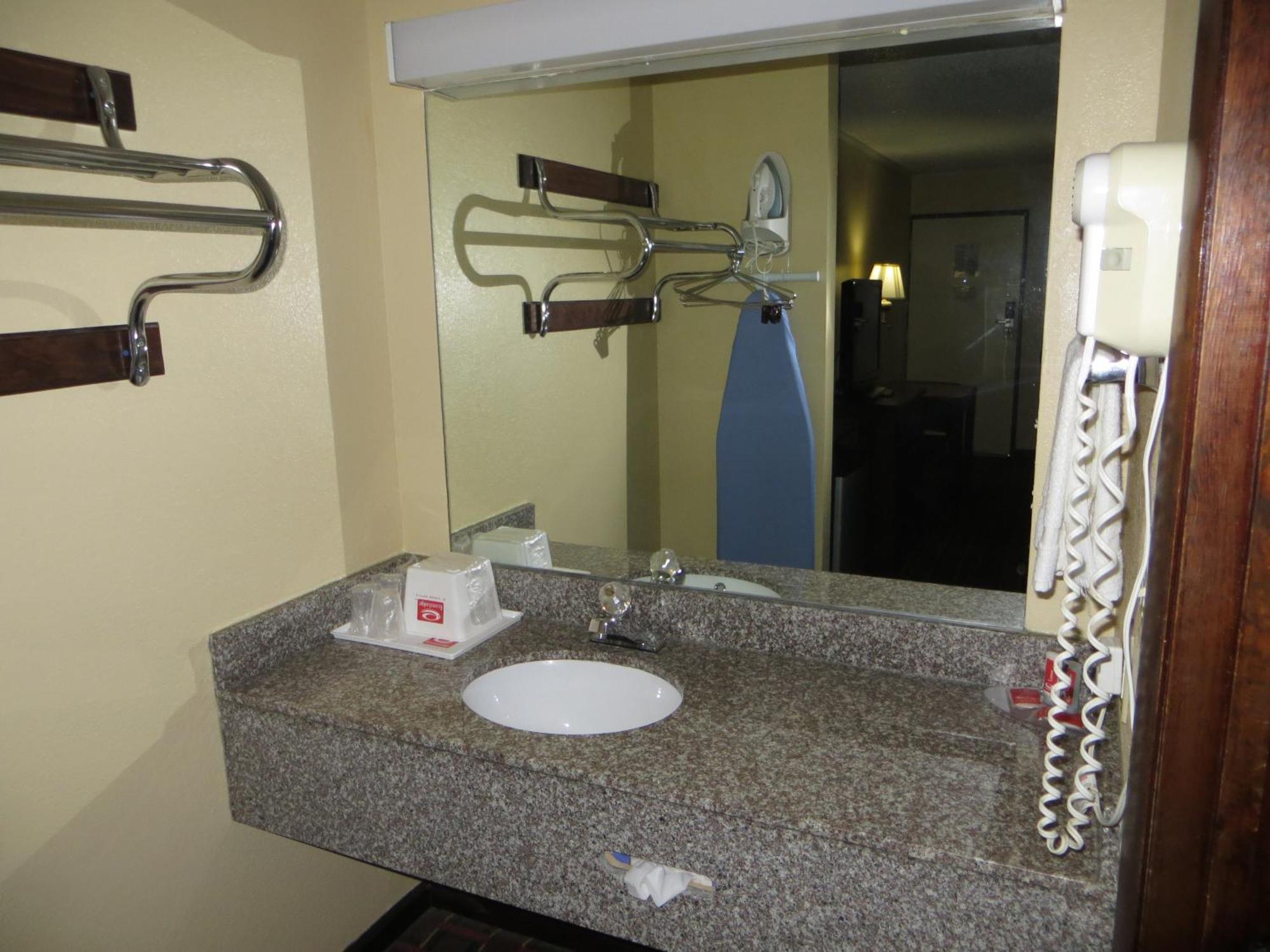 לנור סיטי Econo Lodge מראה חיצוני תמונה