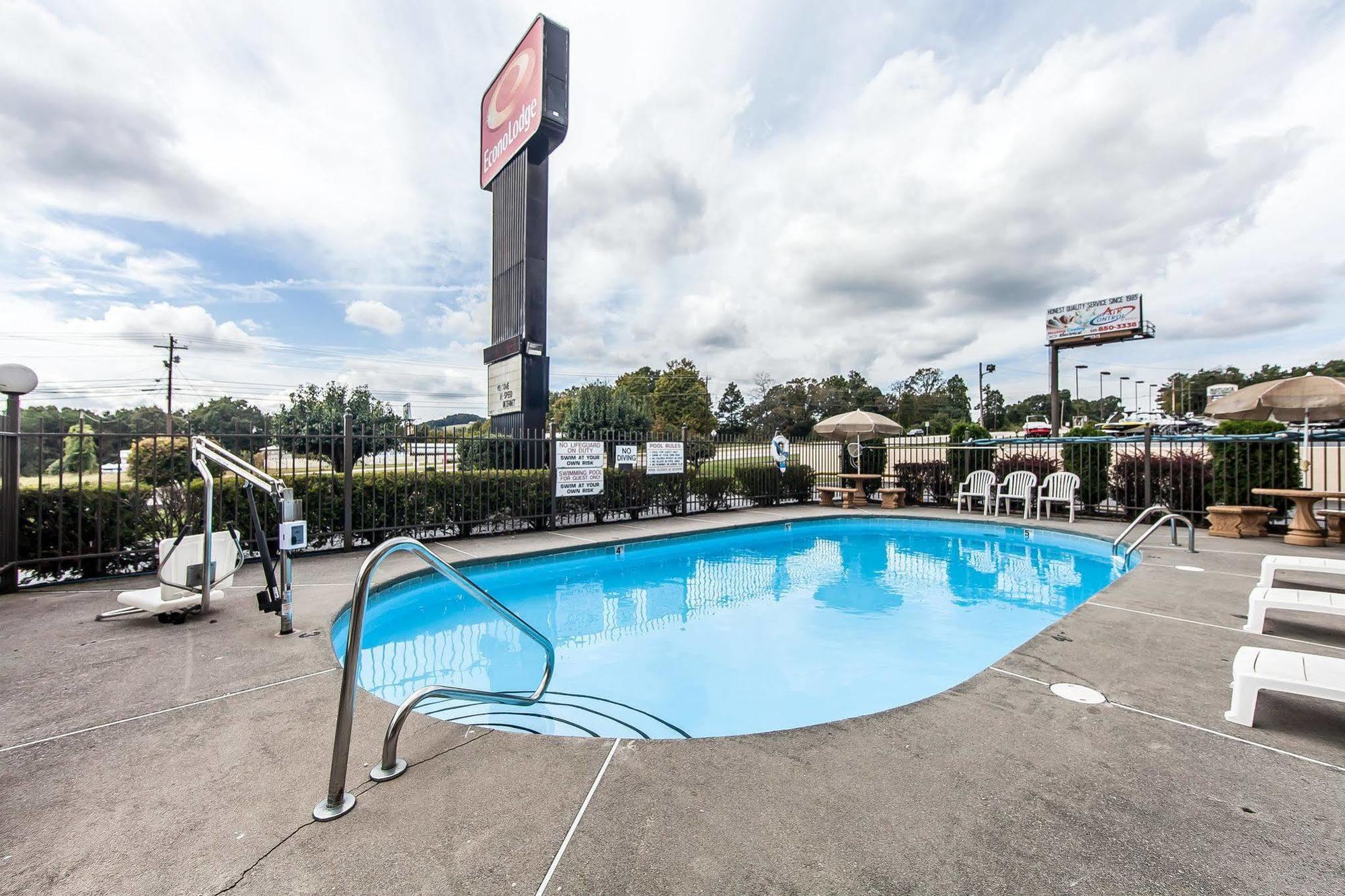 לנור סיטי Econo Lodge מראה חיצוני תמונה