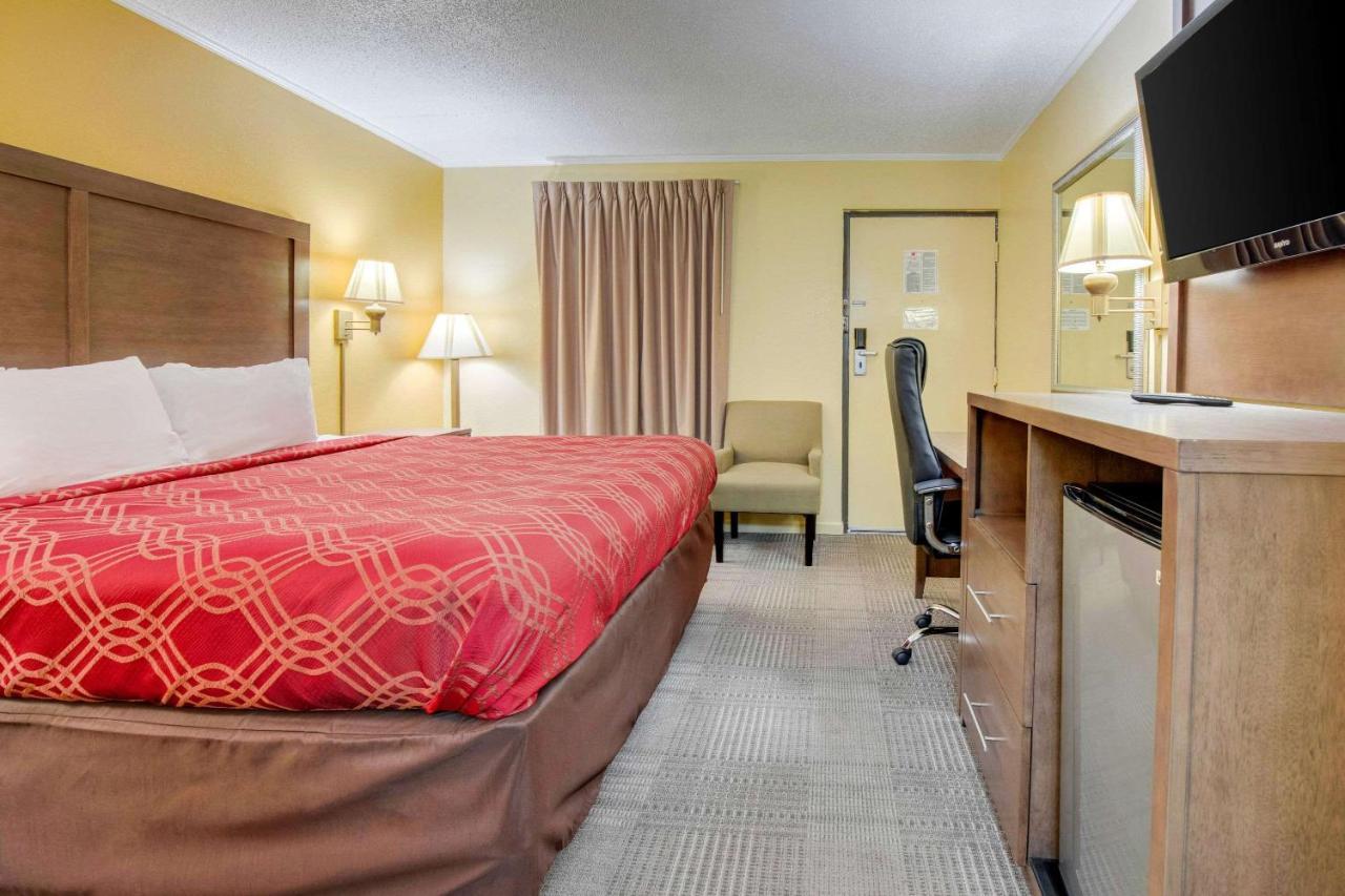 לנור סיטי Econo Lodge מראה חיצוני תמונה